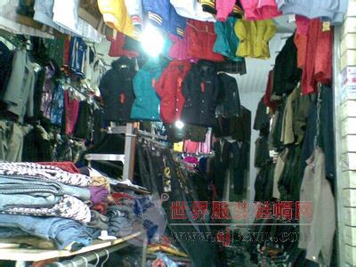 即墨服裝批發(fā)市場(chǎng)七天銷(xiāo)售額突破5億元，彰顯市場(chǎng)強(qiáng)勁復(fù)蘇態(tài)勢(shì)
